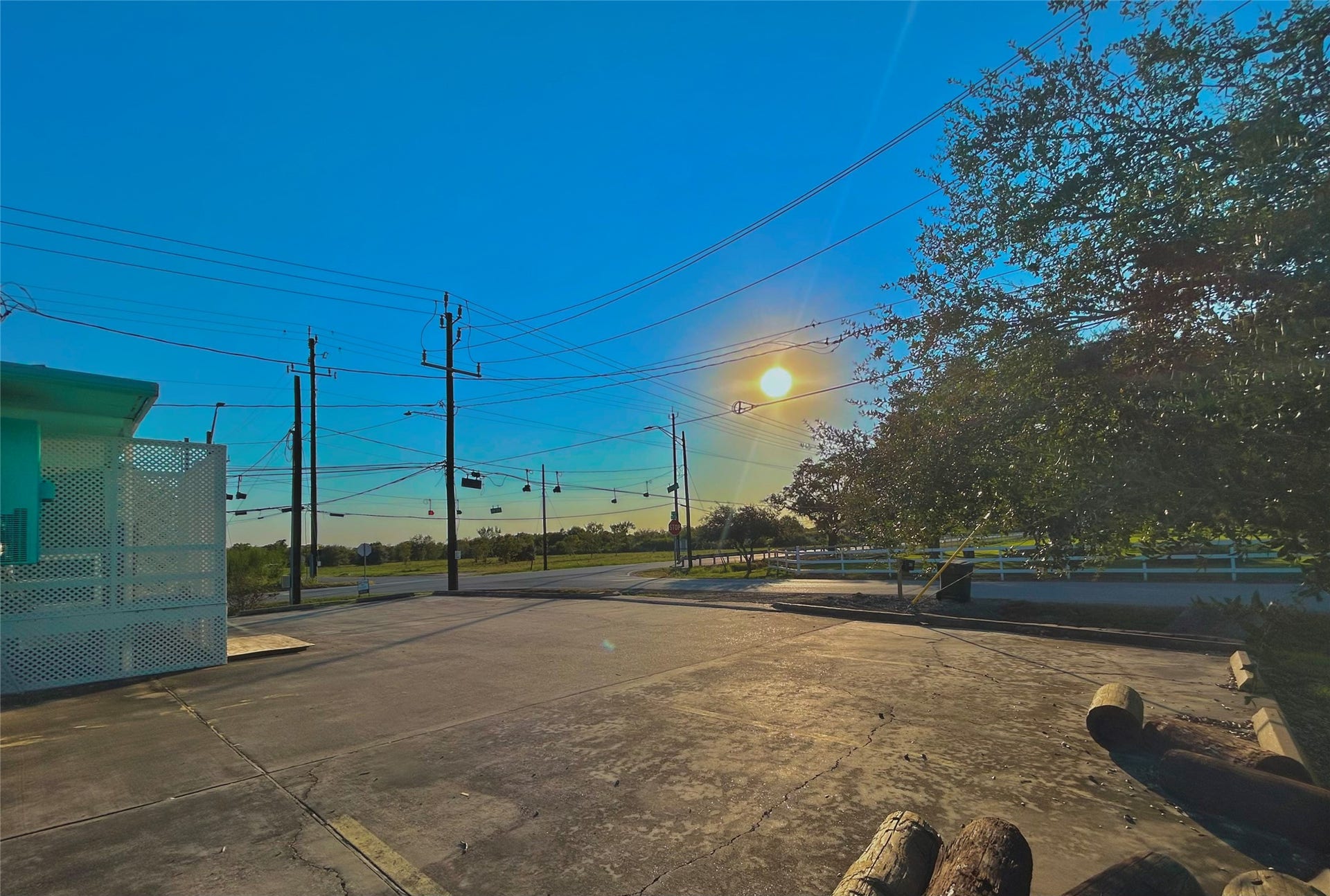 927 27th Street, San Leon, TX 77539 927 27th Street, San Leon, TX 77539