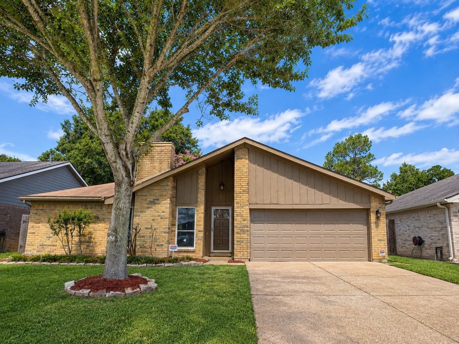 Property photo for 1206 Park Knoll Lane, Katy, TX