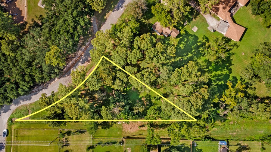 Property photo for 6906 Apache Street, Houston, TX