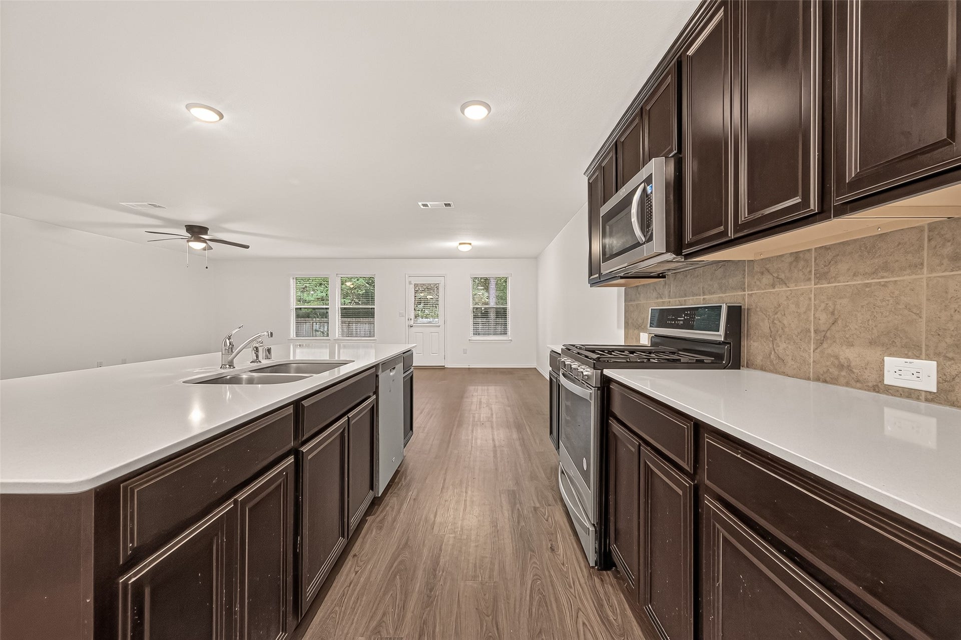 2011 Lost Timbers Drive, Conroe, TX 77304 2011 Lost Timbers Drive, Conroe, TX 77304