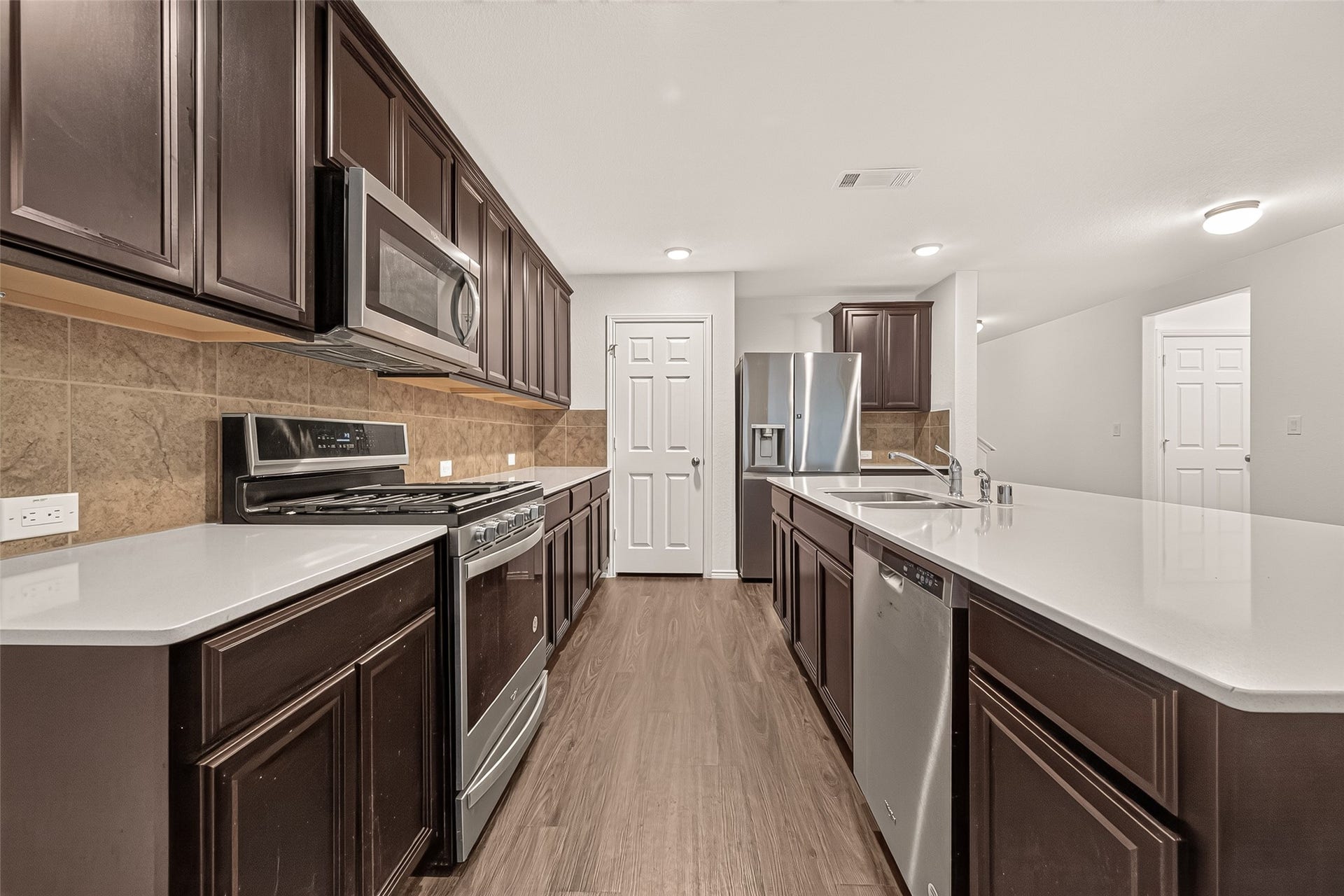 2011 Lost Timbers Drive, Conroe, TX 77304 2011 Lost Timbers Drive, Conroe, TX 77304