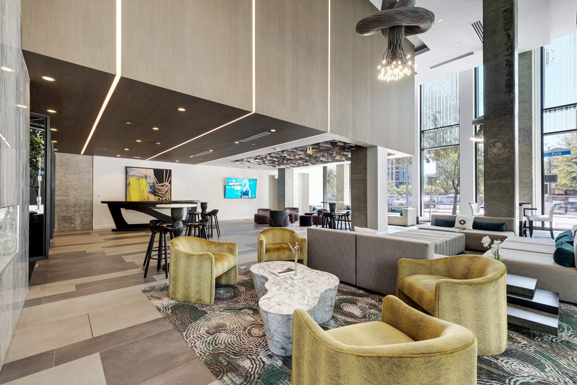 1211 Caroline Street, #1801, Houston, TX 77002 Elegant resident lounge with
high ceilings, refined seating
areas, and large windows that fill
the space with natural light
perfect for relaxing or reserving
for private parties and
gatherings.