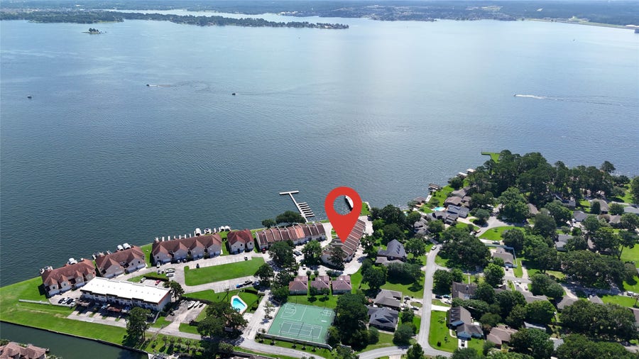 Property photo for 38 Regency Point, Conroe, TX