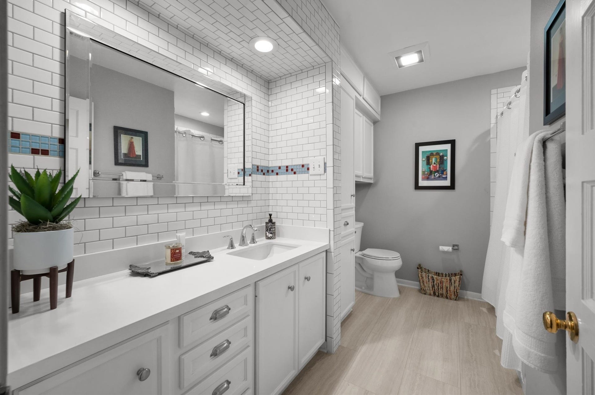 1511 Sue Barnett Drive, Houston, TX 77018 1511 Sue Barnett Drive, Houston, TX 77018