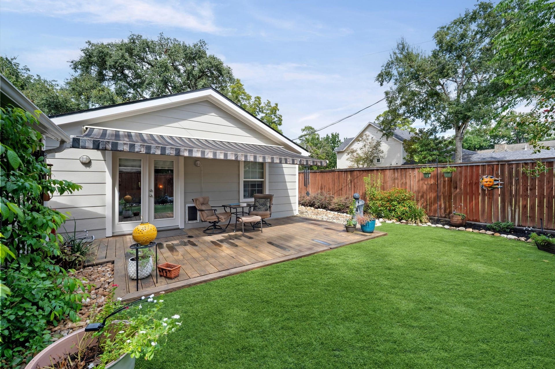 1511 Sue Barnett Drive, Houston, TX 77018 1511 Sue Barnett Drive, Houston, TX 77018