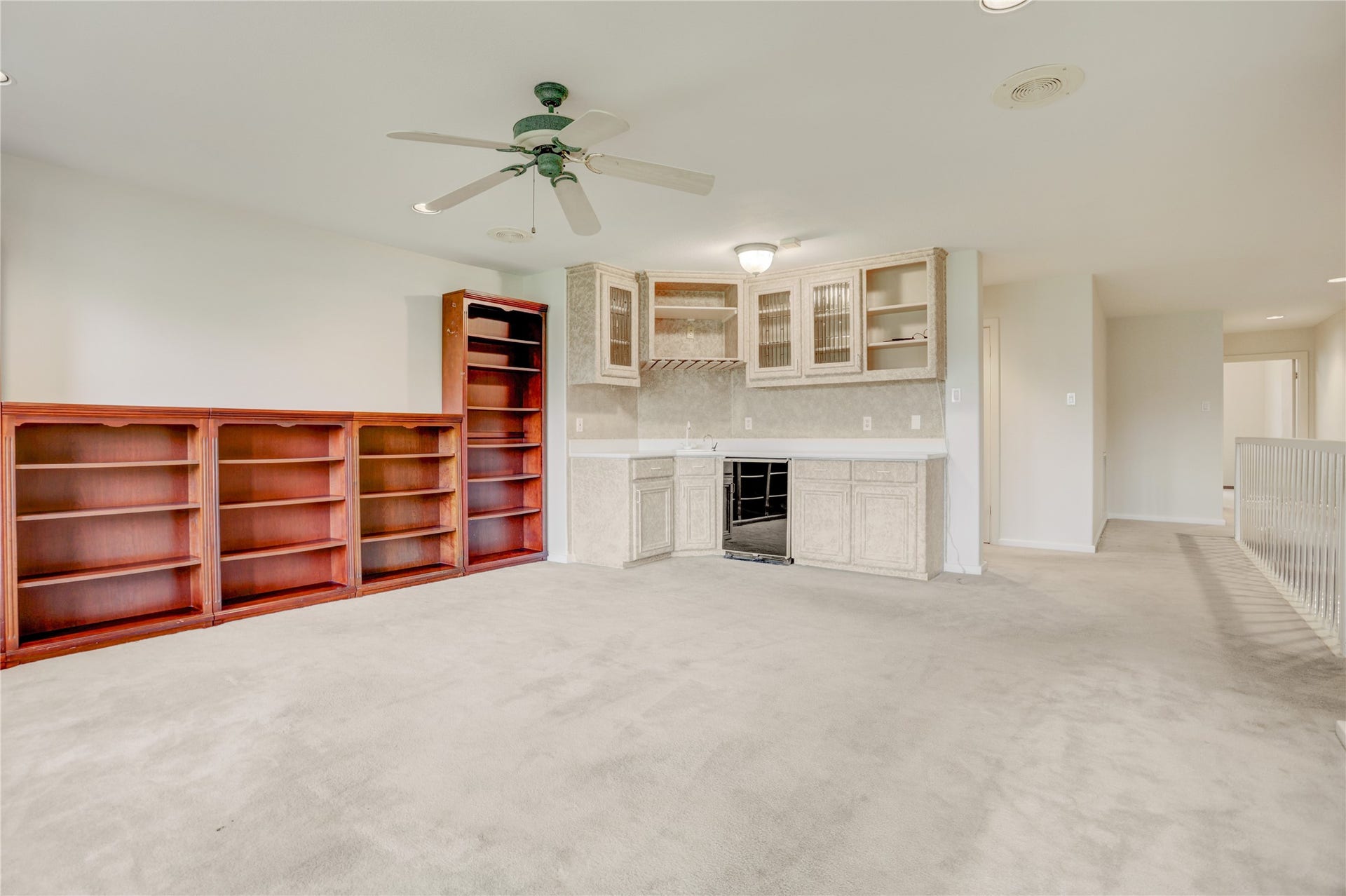 3826 Colony Woods Drive, Sugar Land, TX 77479 3826 Colony Woods Drive, Sugar Land, TX 77479