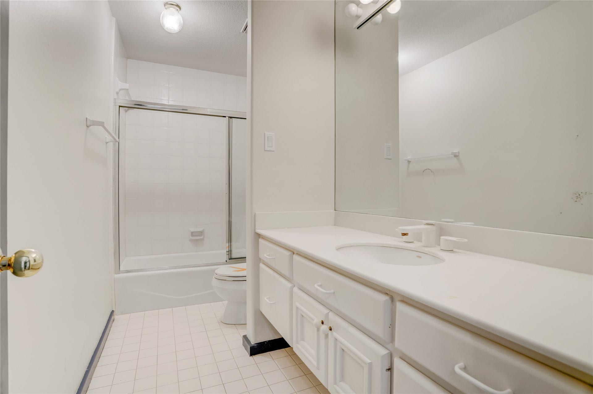 3826 Colony Woods Drive, Sugar Land, TX 77479 3826 Colony Woods Drive, Sugar Land, TX 77479