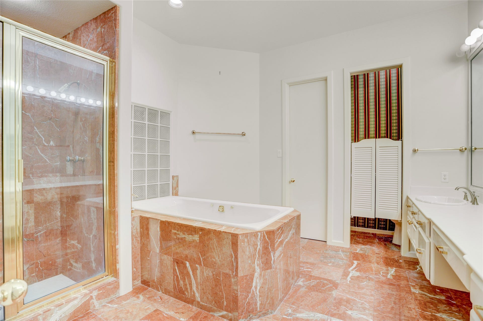 3826 Colony Woods Drive, Sugar Land, TX 77479 3826 Colony Woods Drive, Sugar Land, TX 77479