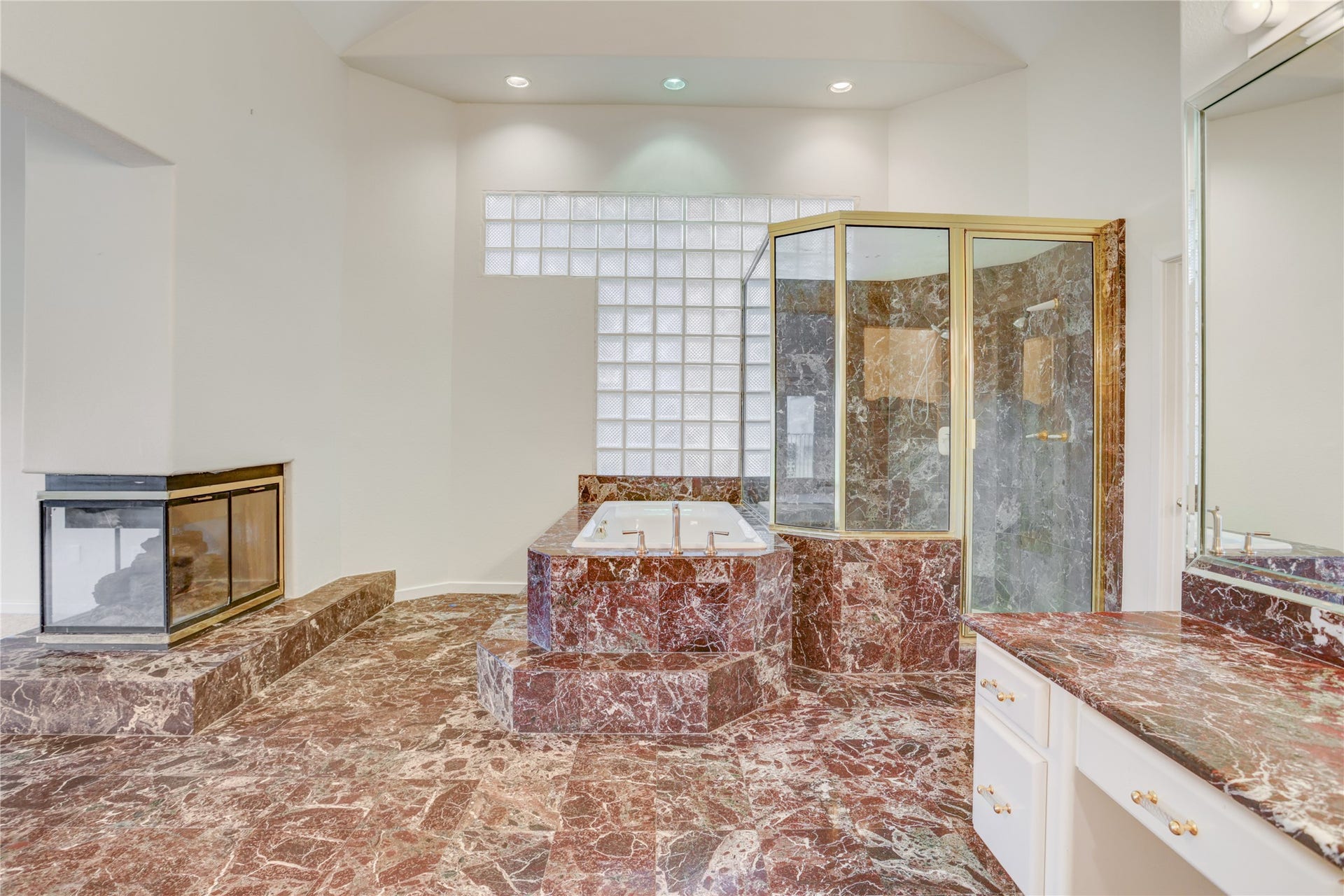 3826 Colony Woods Drive, Sugar Land, TX 77479 3826 Colony Woods Drive, Sugar Land, TX 77479