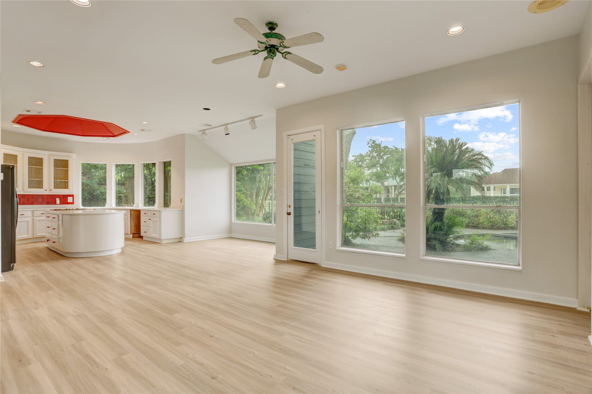 3826 Colony Woods Drive, Sugar Land, TX 77479 3826 Colony Woods Drive, Sugar Land, TX 77479