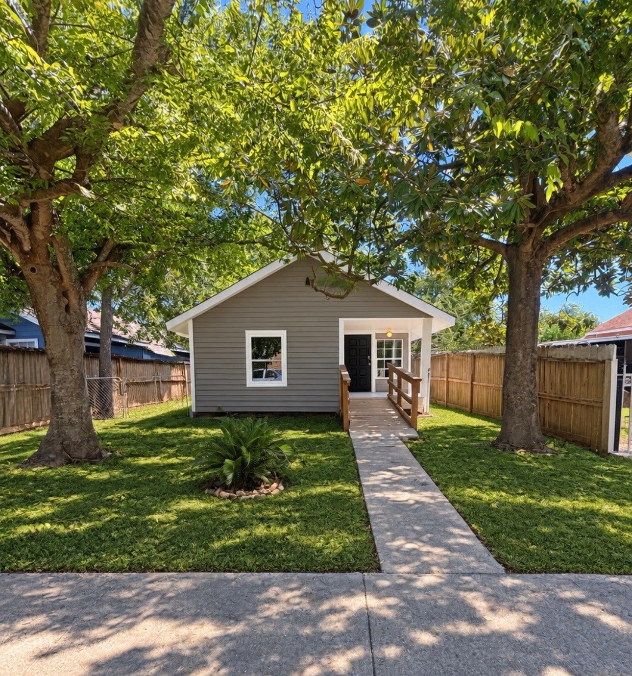 1218 Magnolia Street, Baytown, TX 77520 1218 Magnolia Street, Baytown, TX 77520