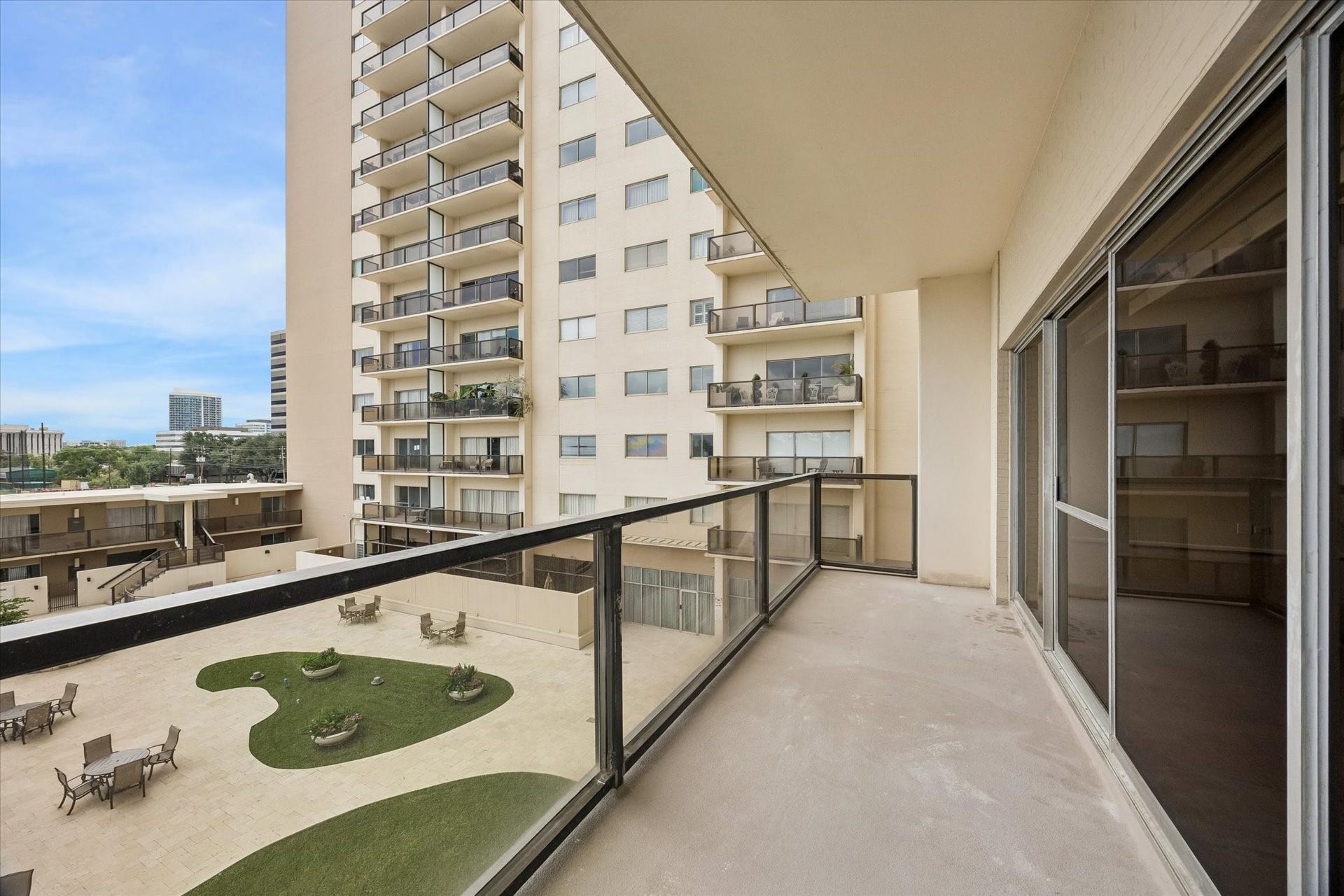 2929 Buffalo Speedway, #A303, Houston, TX 77098 Large Balcony to relax and have coffee / drinks