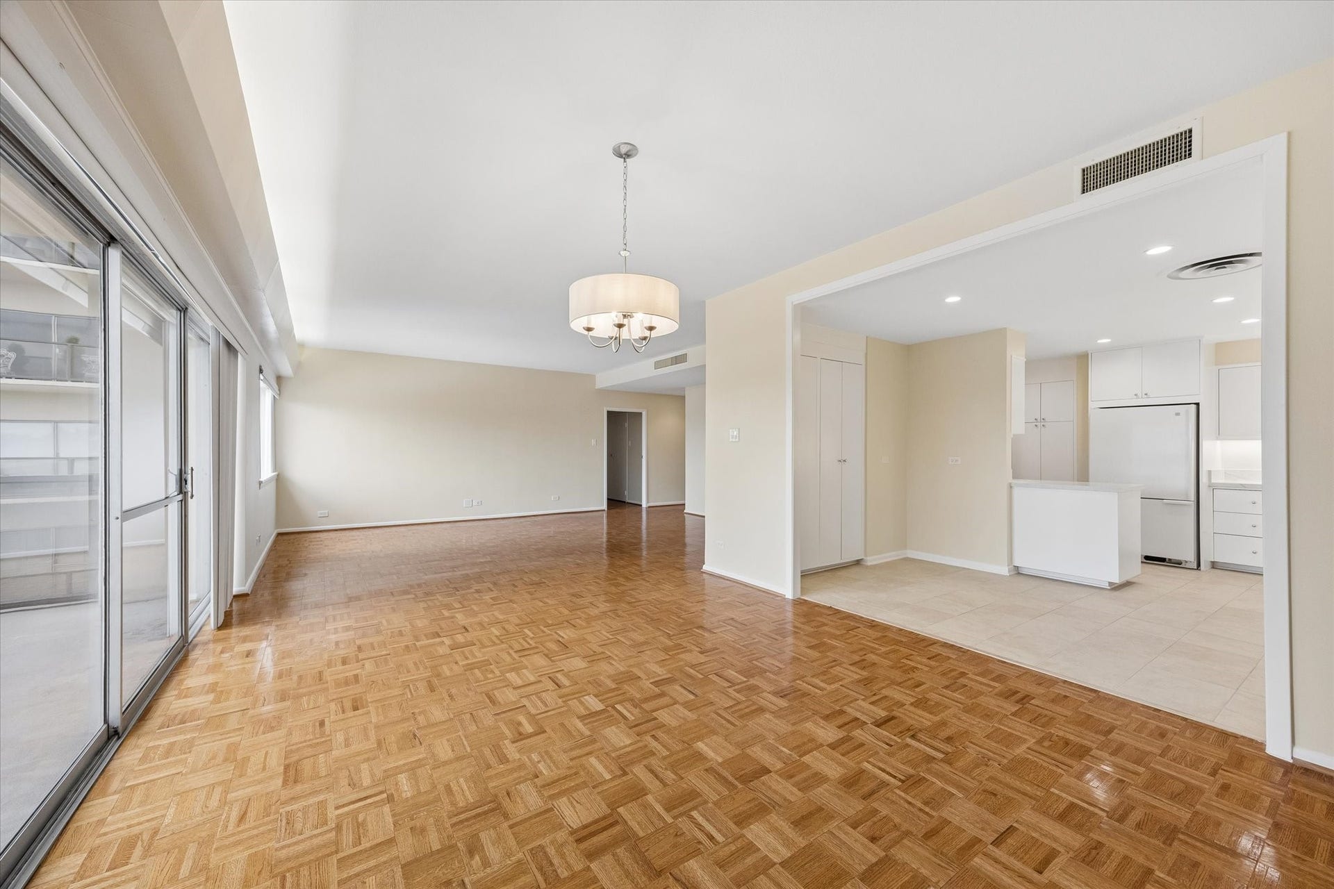 2929 Buffalo Speedway, #A303, Houston, TX 77098 Dining Area (14.8 x 13.5) looking towards Large Living Area (16.5 x 21.5) with view to kitchen