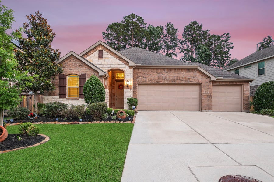 Property photo for 169 Bluebell Woods Way, Conroe, TX