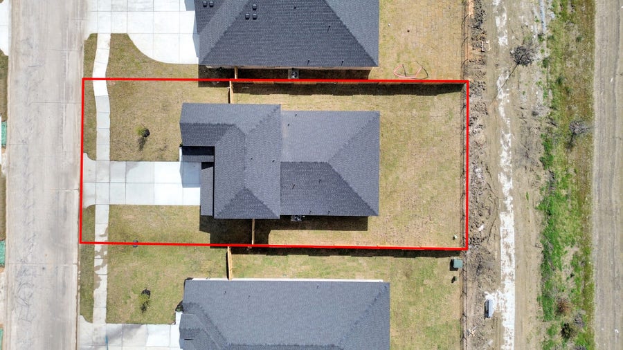 Property photo for 8550 Tropical Breeze Way, Iowa Colony, TX