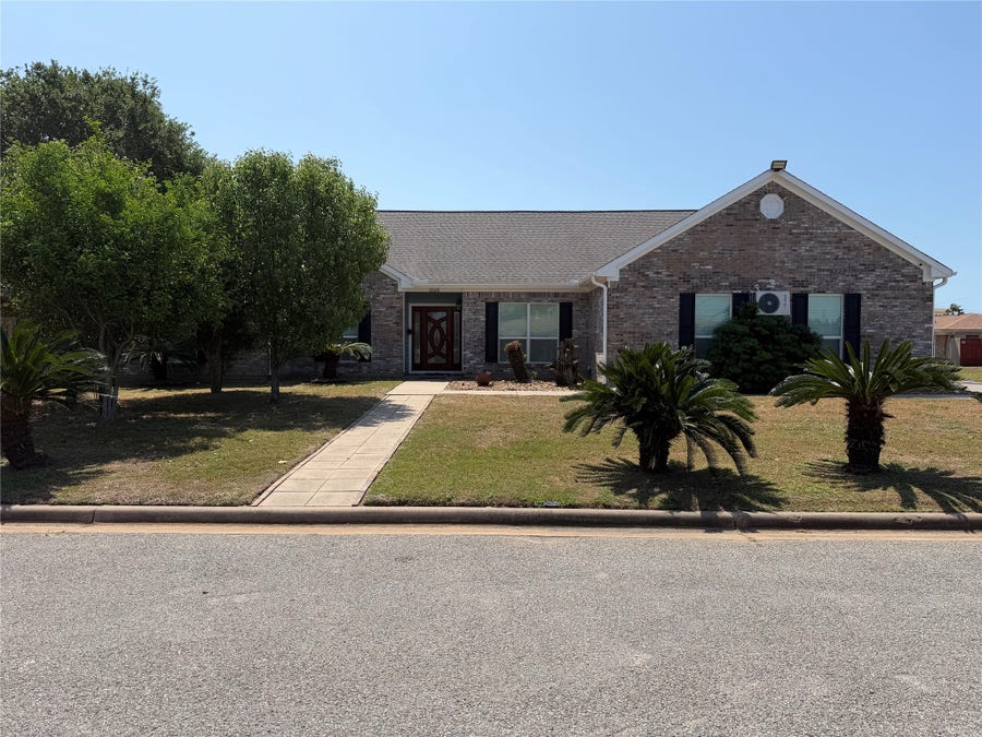 Property photo for 5525 Swan Drive, Galveston, TX
