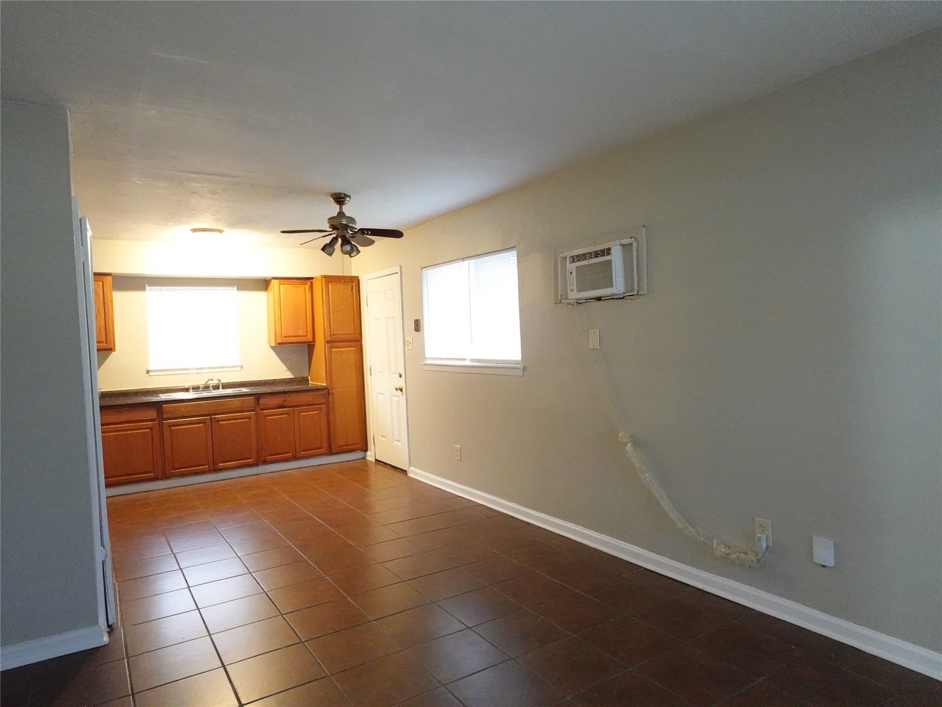 7516 Lockwood Drive, Houston, TX 77016 7516 Lockwood Drive, Houston, TX 77016