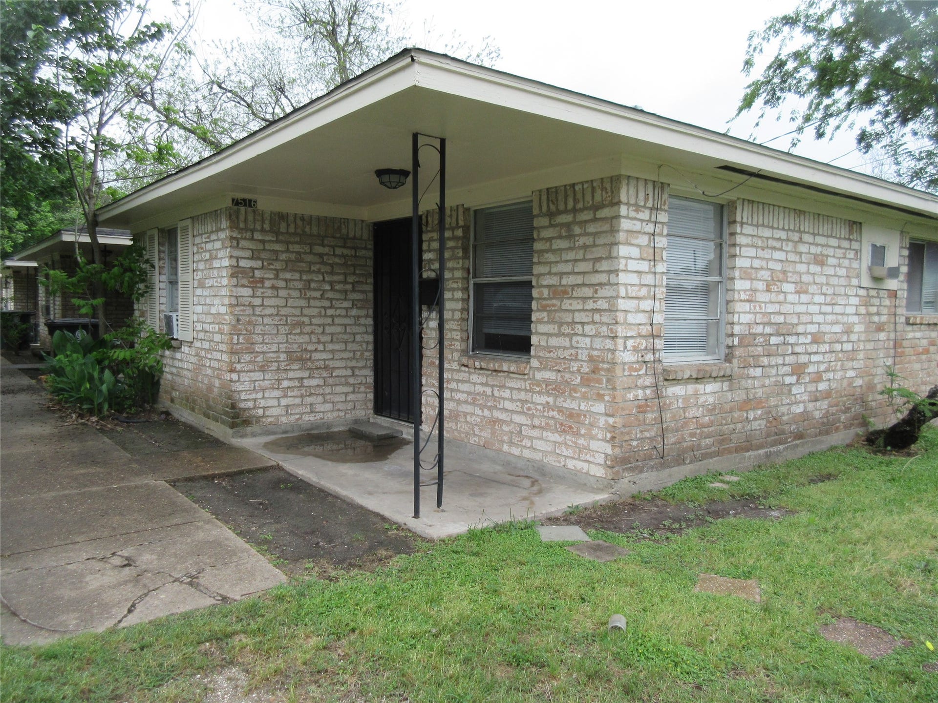 7516 Lockwood Drive, Houston, TX 77016 7516 Lockwood Drive, Houston, TX 77016