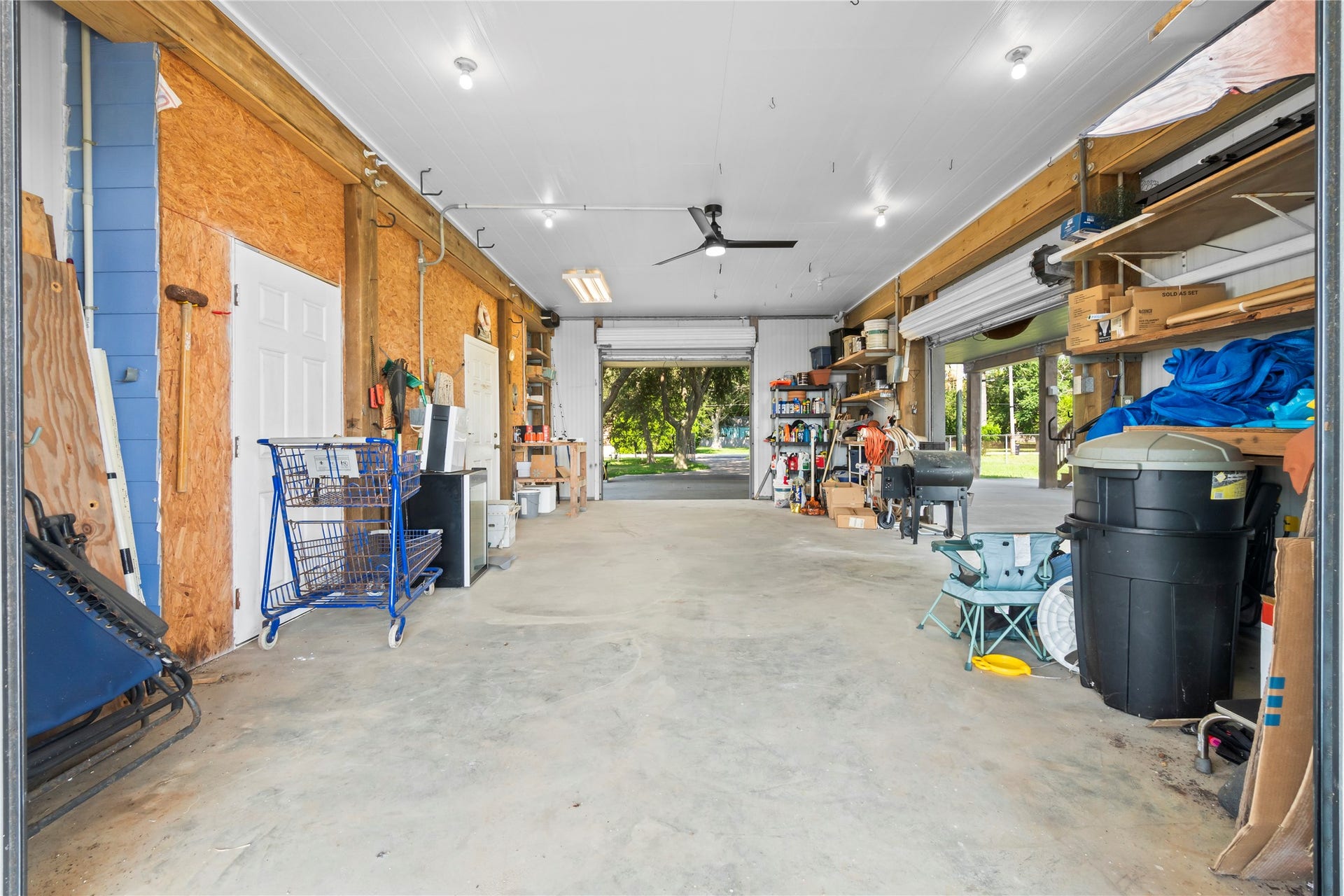 427 2nd Street, San Leon, TX 77539 427 2nd Street, San Leon, TX 77539