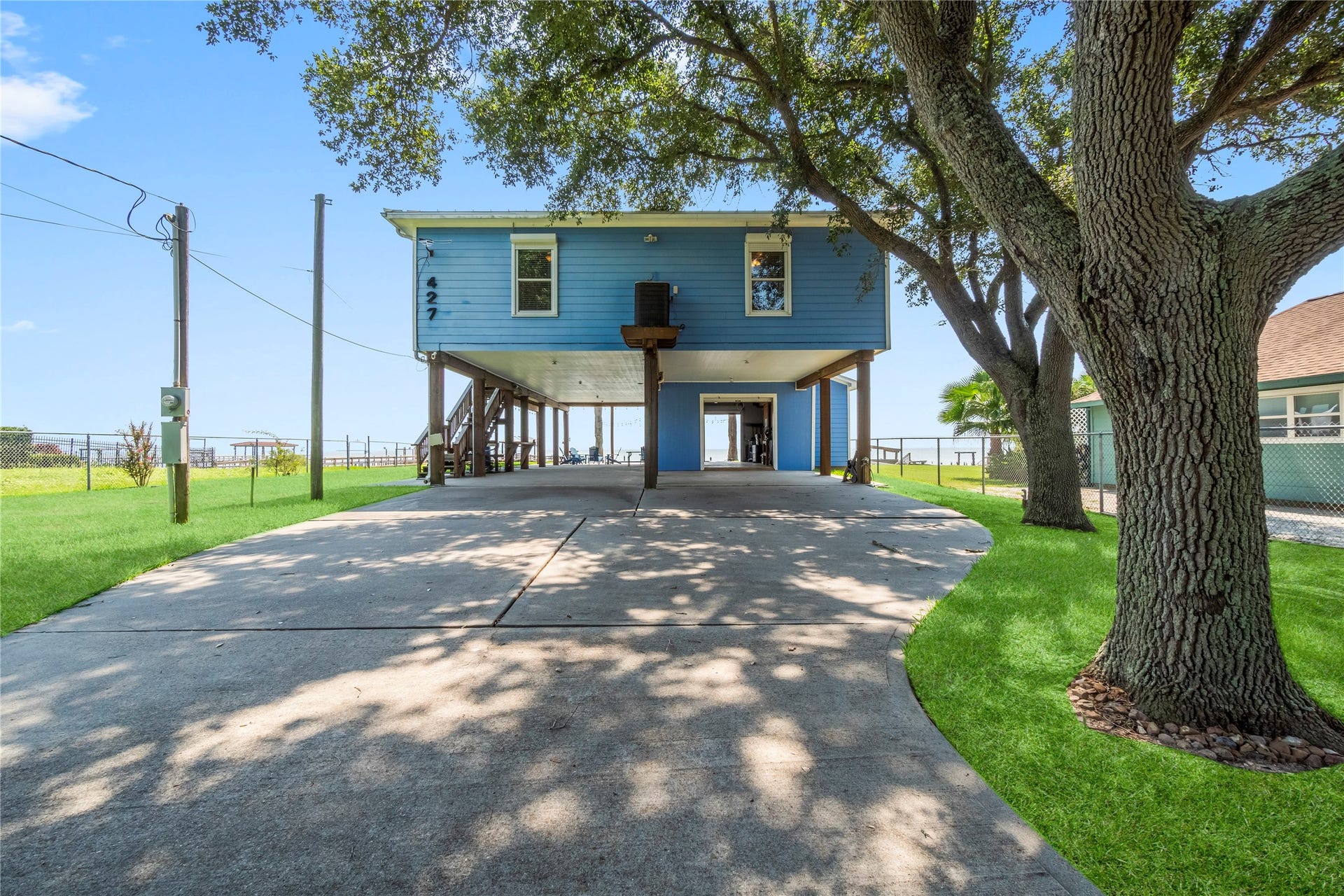 427 2nd Street, San Leon, TX 77539 427 2nd Street, San Leon, TX 77539