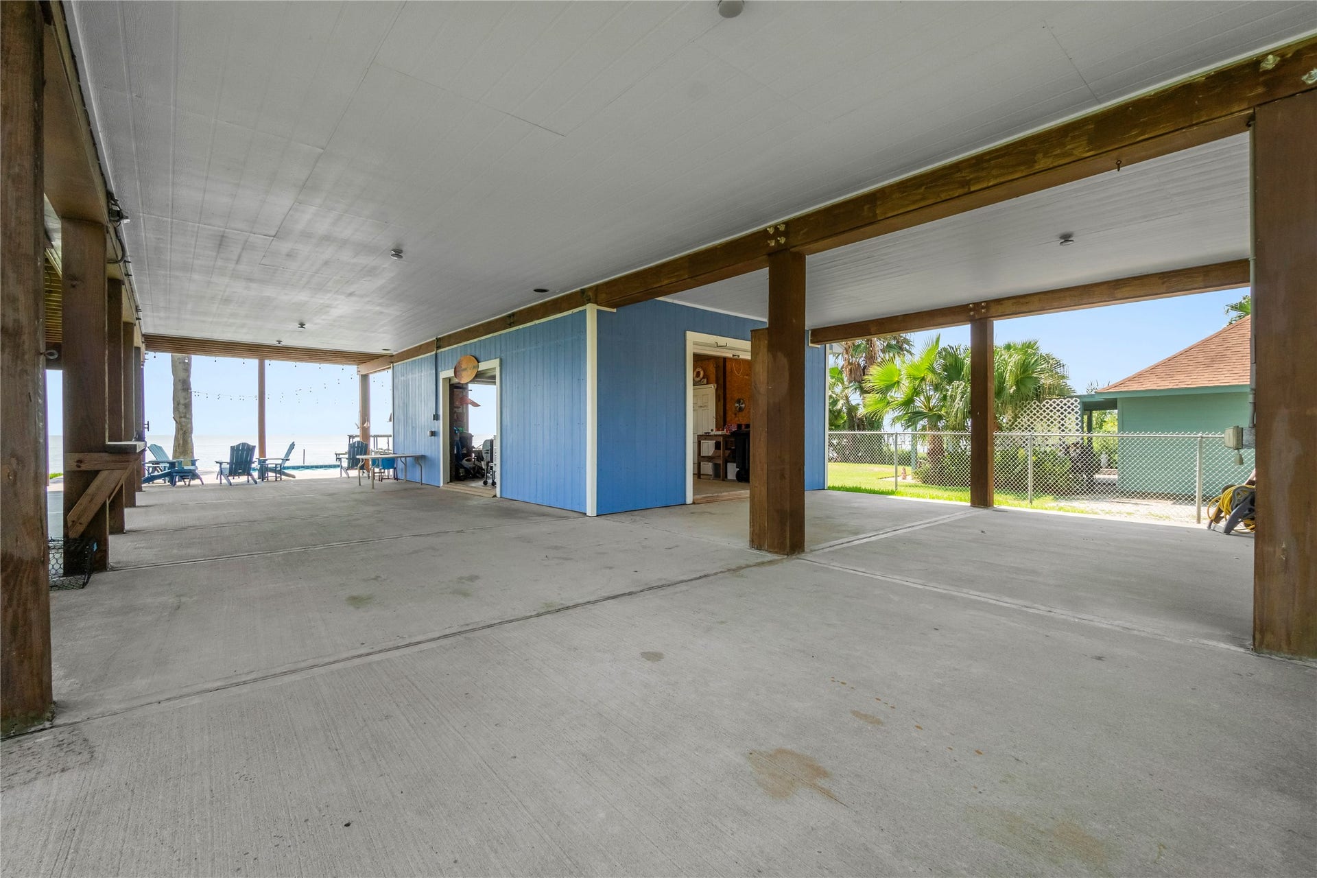 427 2nd Street, San Leon, TX 77539 427 2nd Street, San Leon, TX 77539