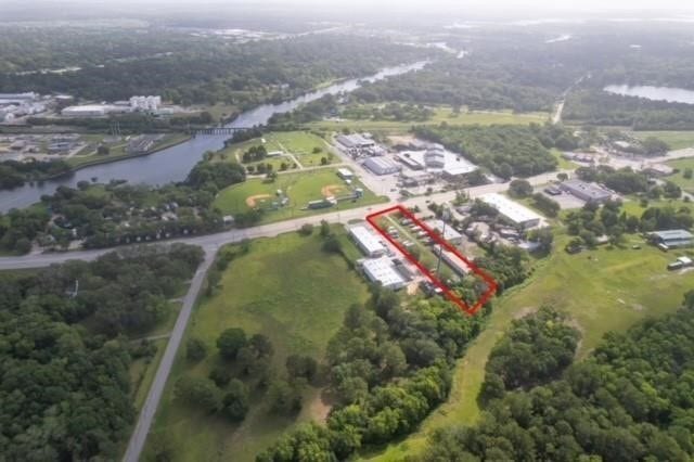 5104 Highway 3, Dickinson, TX 77539 5104 Highway 3, Dickinson, TX 77539
