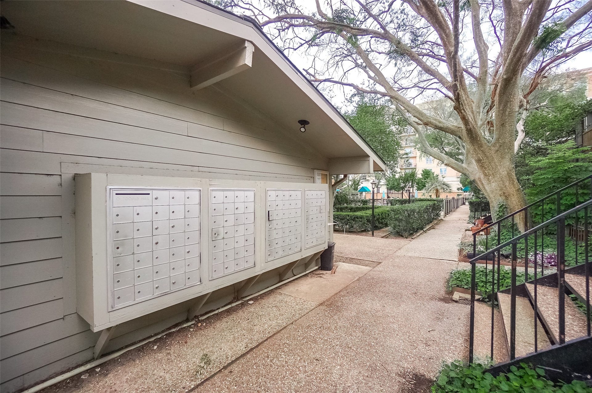 3942 W Alabama Street, #8, Houston, TX 77027 Mail box