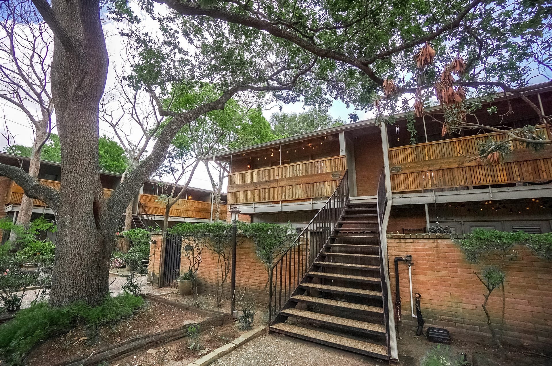 3942 W Alabama Street, #8, Houston, TX 77027 Check out those lights in your front porch