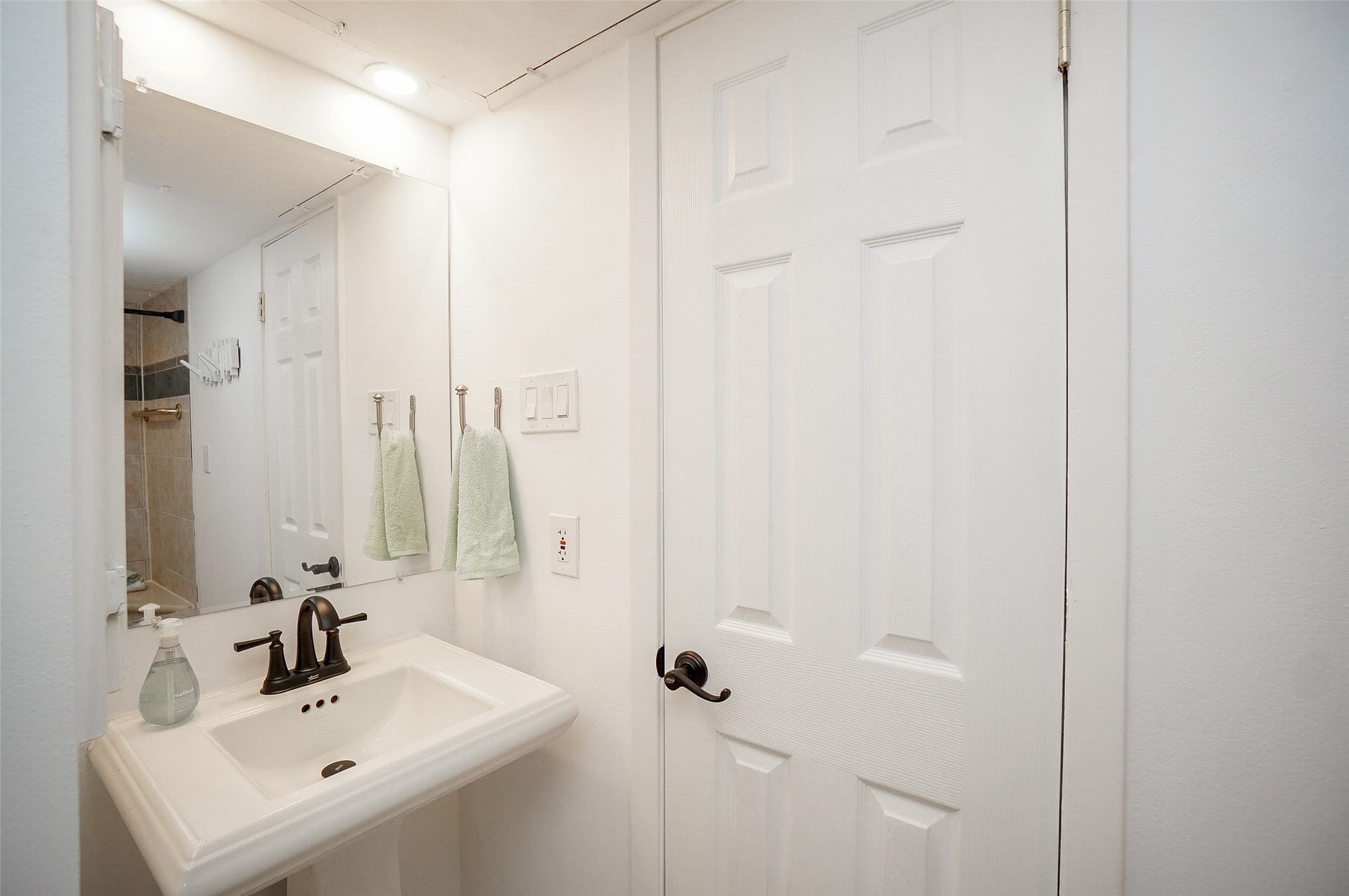 3942 W Alabama Street, #8, Houston, TX 77027 Vanity sink in your spacious bathroom