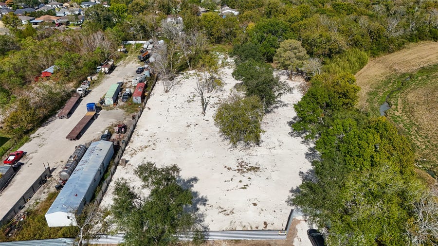 Property photo for 5033 S Acres Drive, Houston, TX