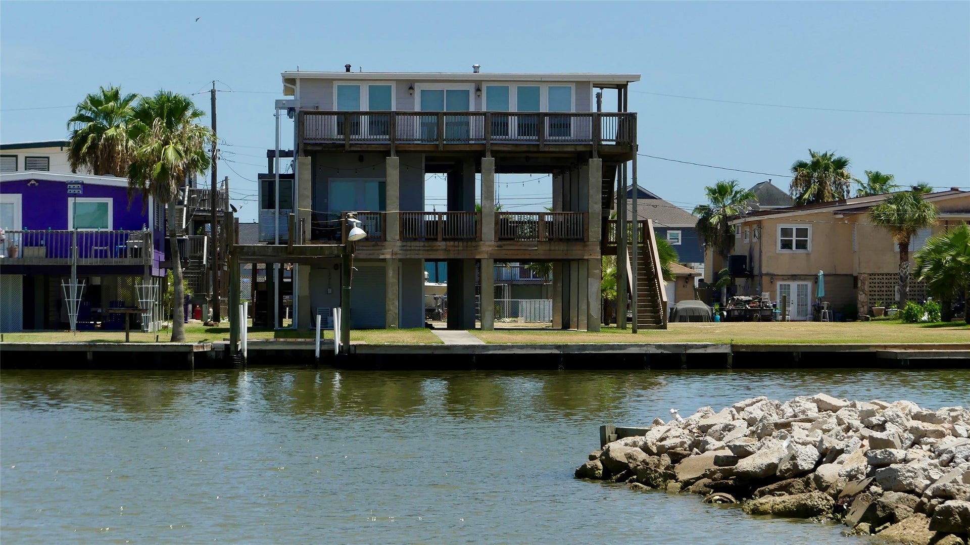 58 Lakeside Drive, Hitchcock, TX 77563 58 Lakeside Drive, Hitchcock, TX 77563