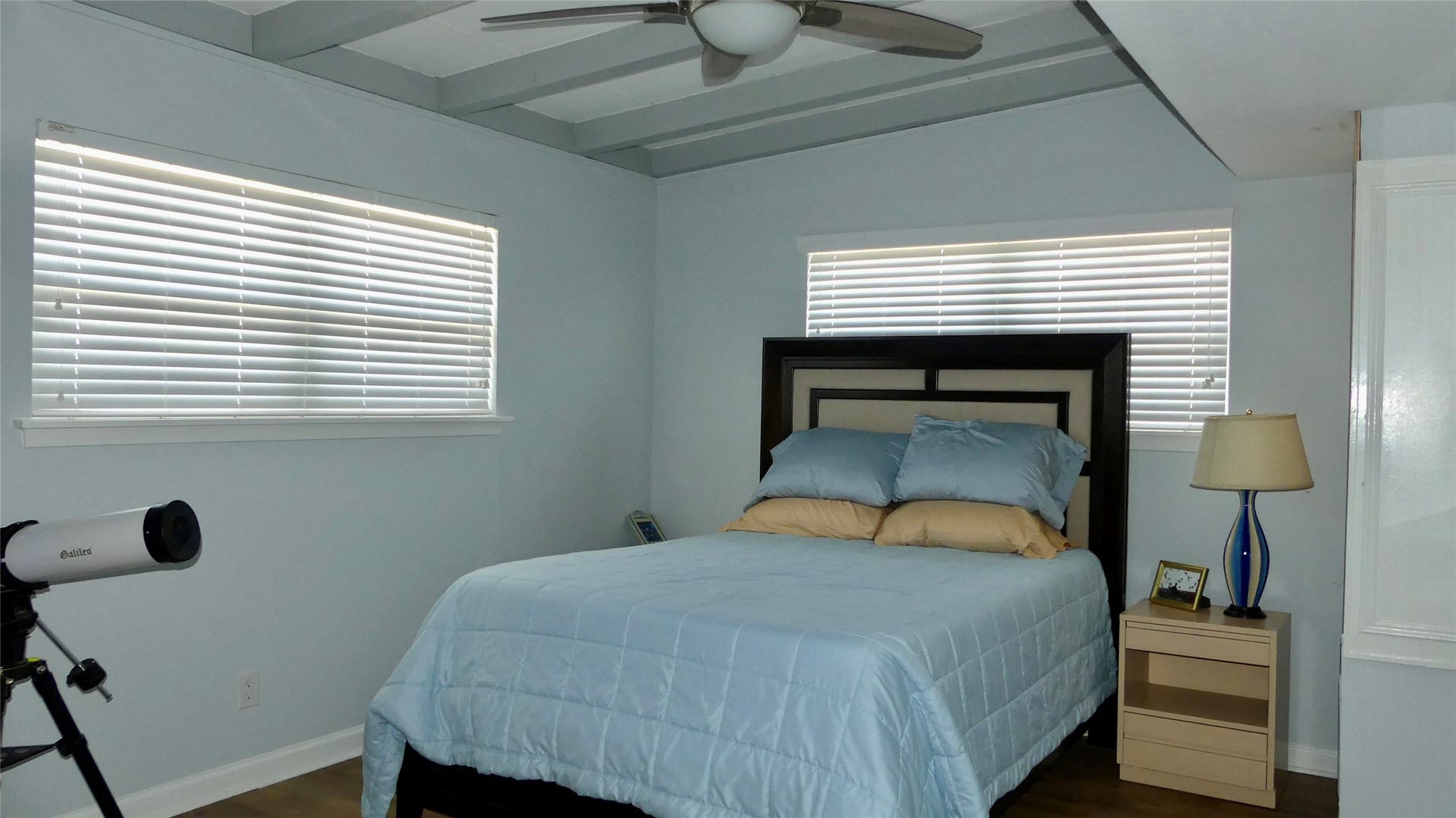 58 Lakeside Drive, Hitchcock, TX 77563 2nd bedroom