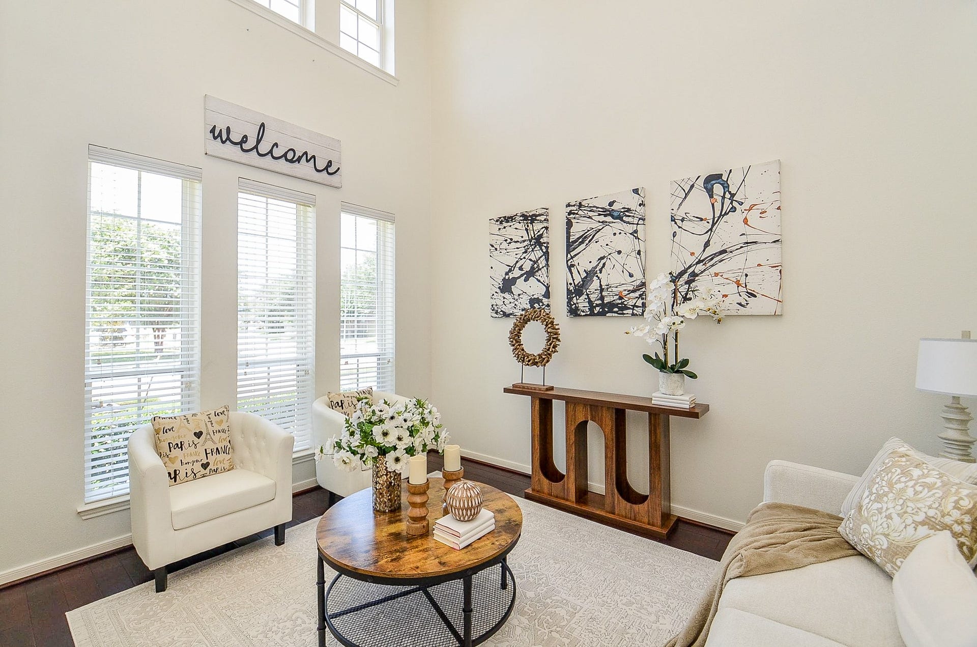 723 Overdell Drive, Sugar Land, TX 77479 723 Overdell Drive, Sugar Land, TX 77479