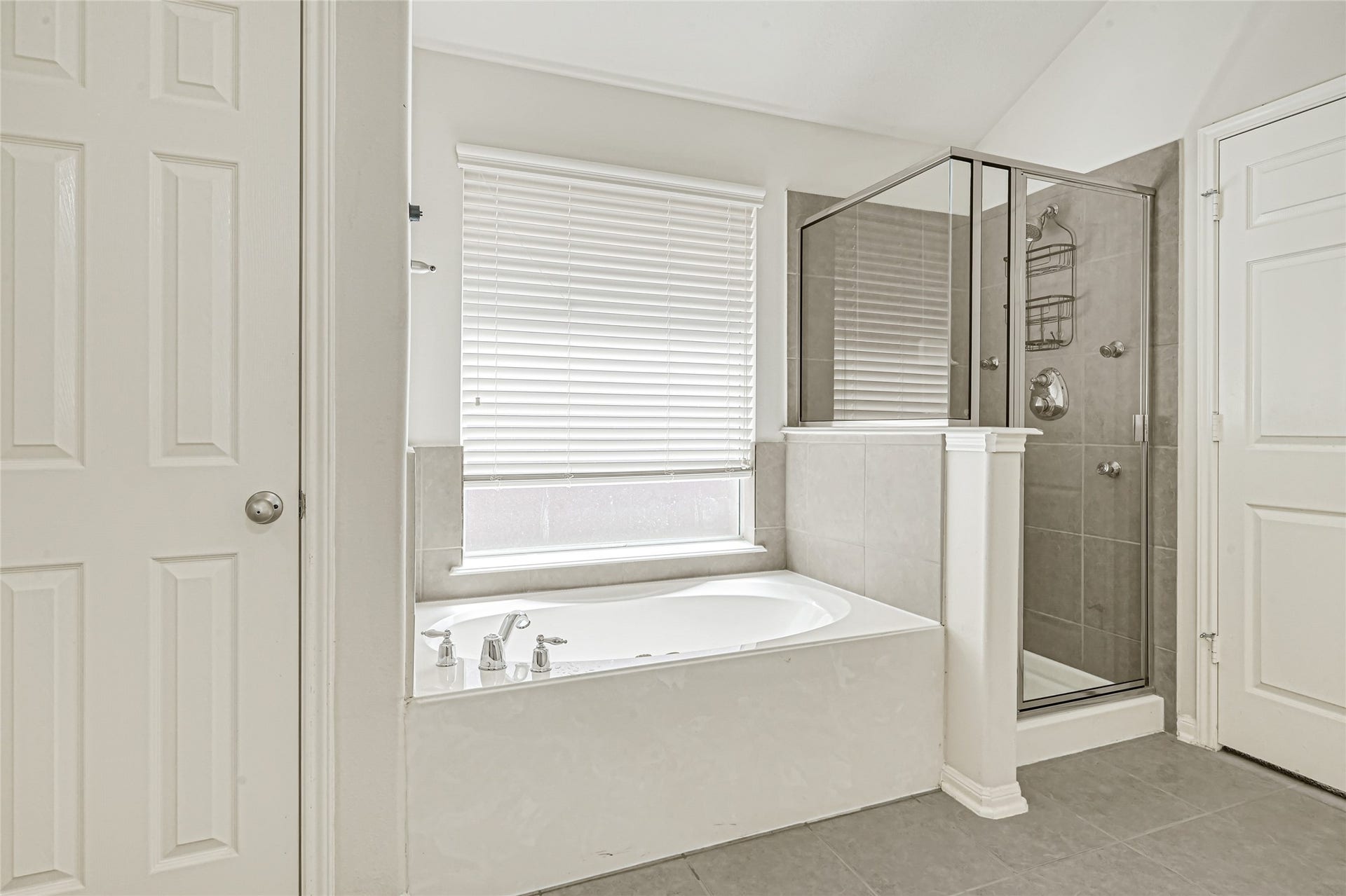 8215 Kerrington Glen Drive, Cypress, TX 77433 8215 Kerrington Glen Drive, Cypress, TX 77433