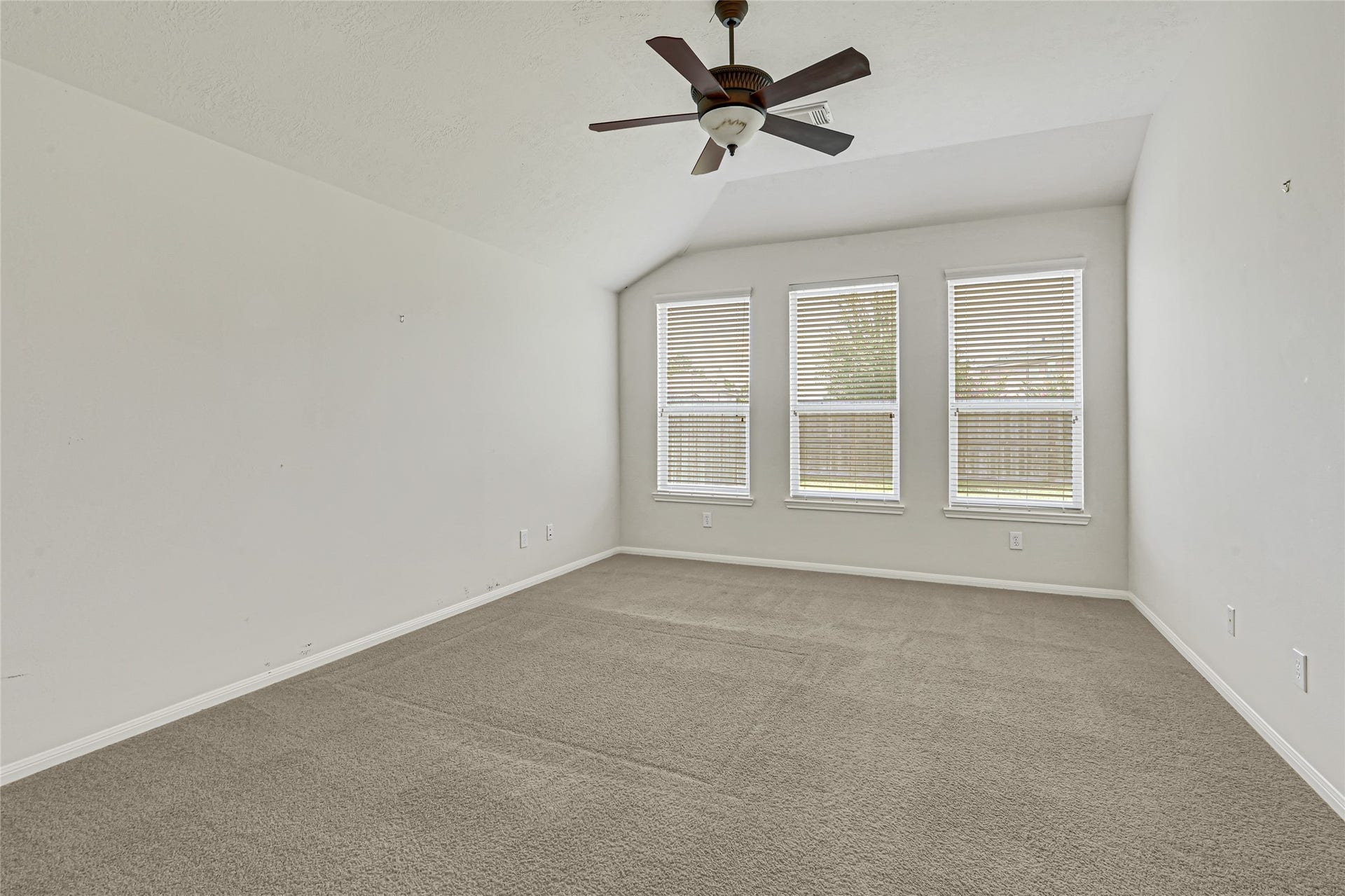 8215 Kerrington Glen Drive, Cypress, TX 77433 8215 Kerrington Glen Drive, Cypress, TX 77433