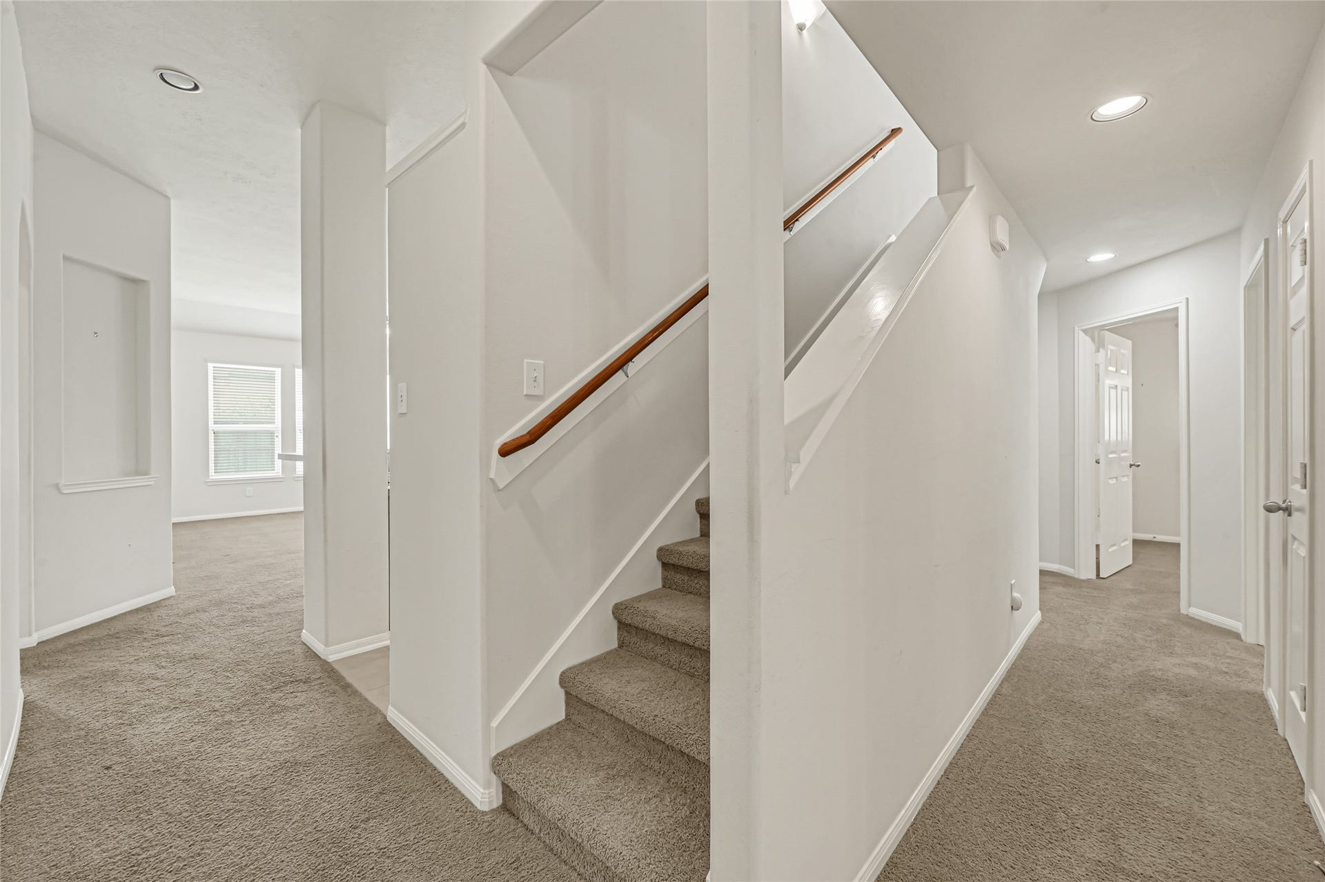 8215 Kerrington Glen Drive, Cypress, TX 77433 8215 Kerrington Glen Drive, Cypress, TX 77433