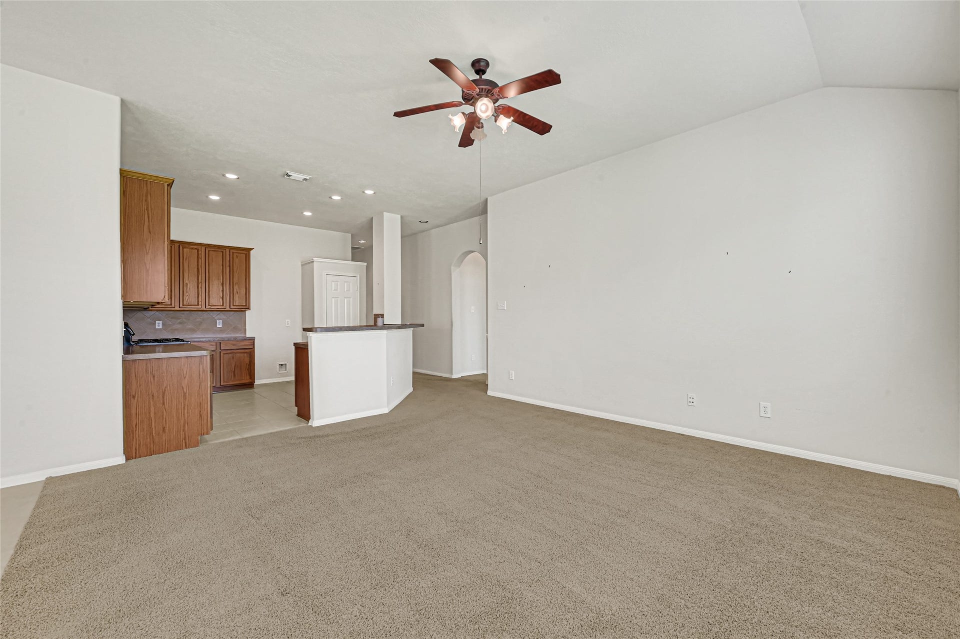 8215 Kerrington Glen Drive, Cypress, TX 77433 8215 Kerrington Glen Drive, Cypress, TX 77433