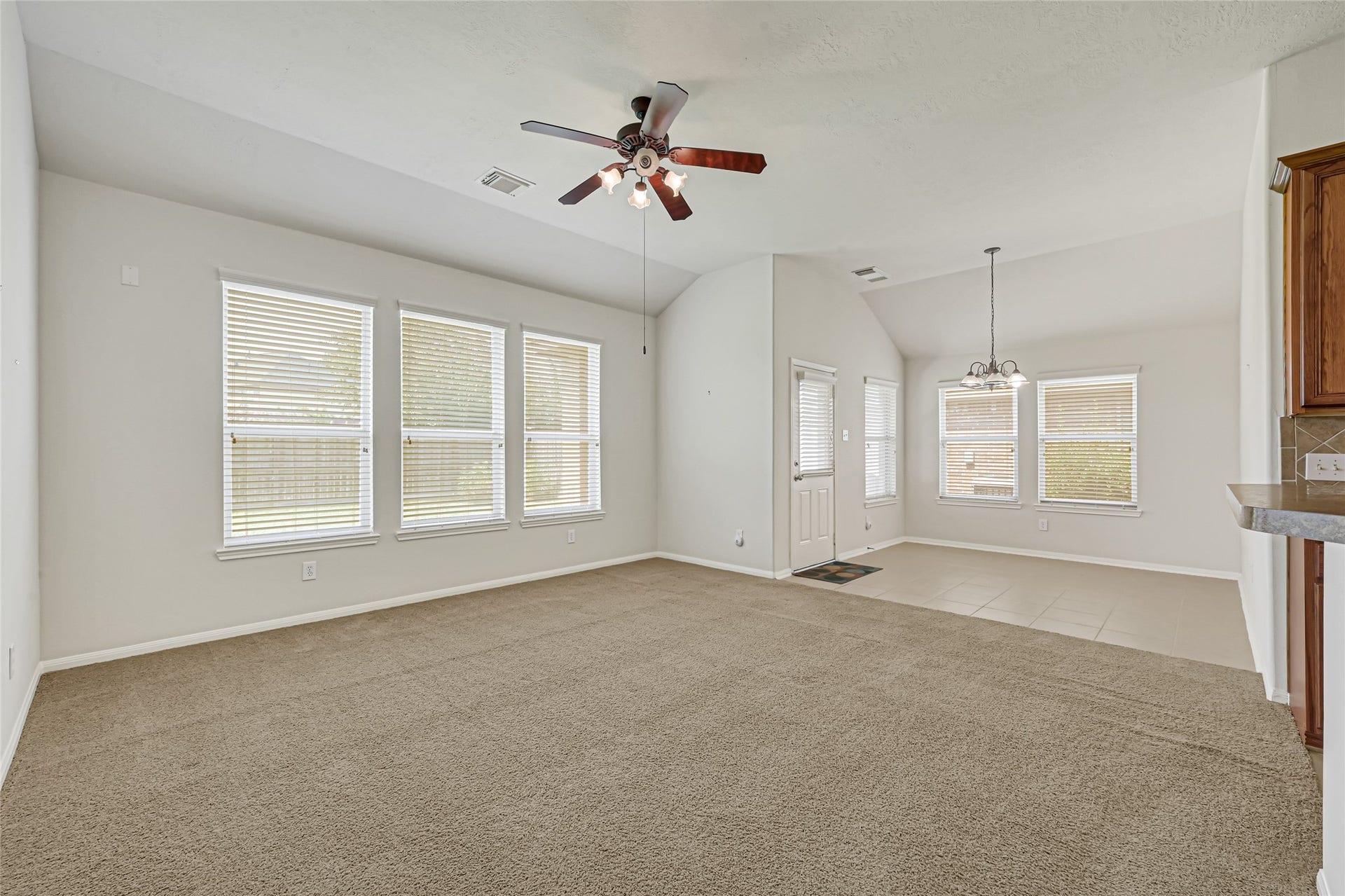 8215 Kerrington Glen Drive, Cypress, TX 77433 8215 Kerrington Glen Drive, Cypress, TX 77433