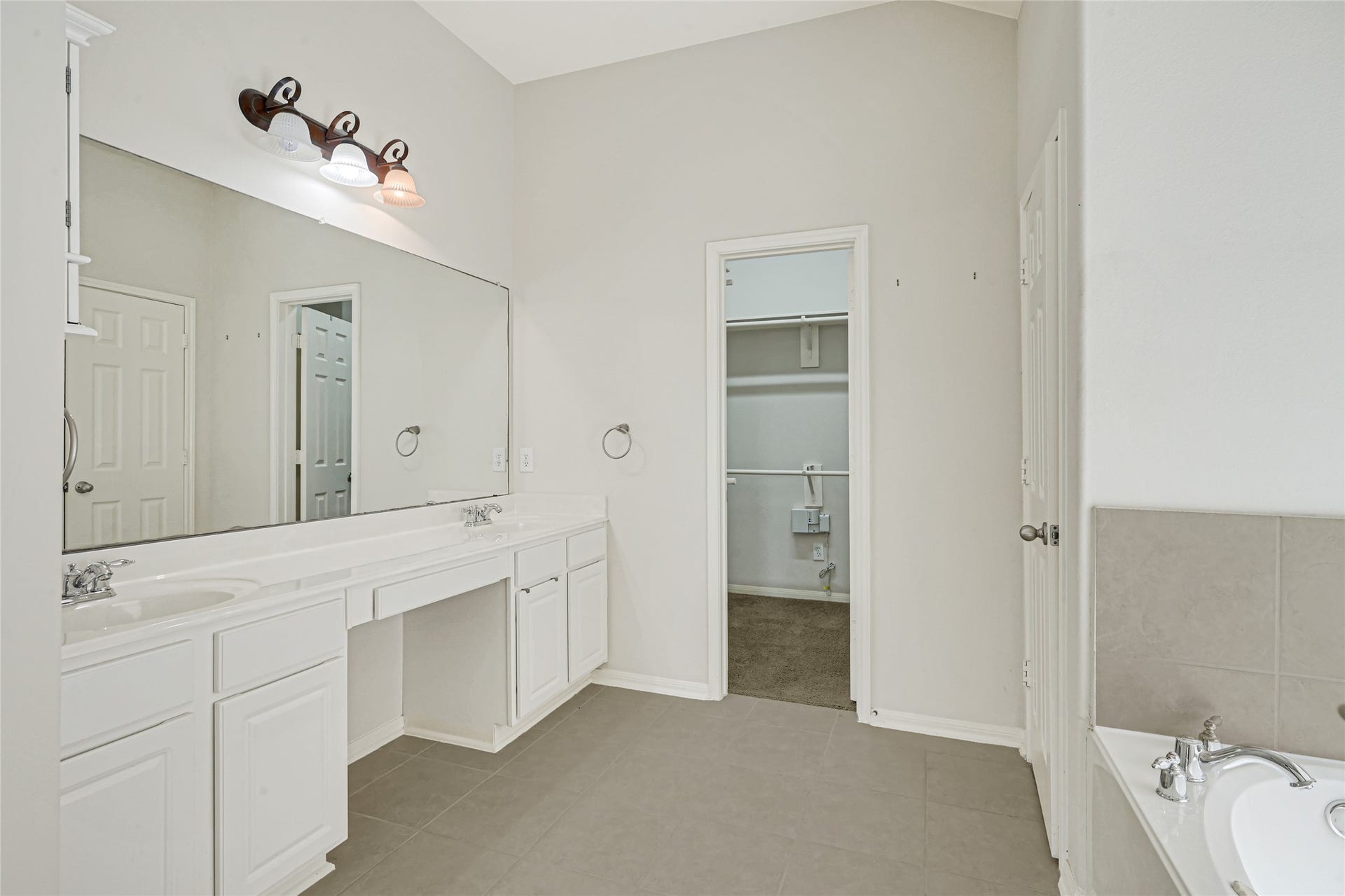 8215 Kerrington Glen Drive, Cypress, TX 77433 8215 Kerrington Glen Drive, Cypress, TX 77433