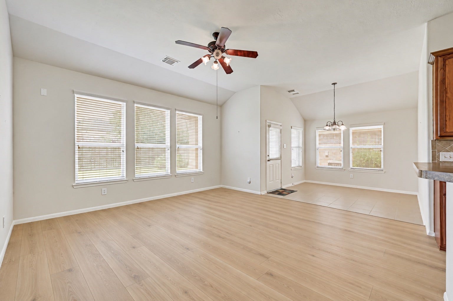 8215 Kerrington Glen Drive, Cypress, TX 77433 AI generated flooring