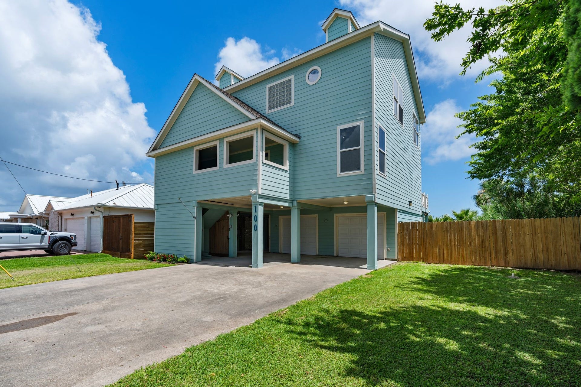 100 Avenue A, San Leon, TX 77539 100 Avenue A, San Leon, TX 77539