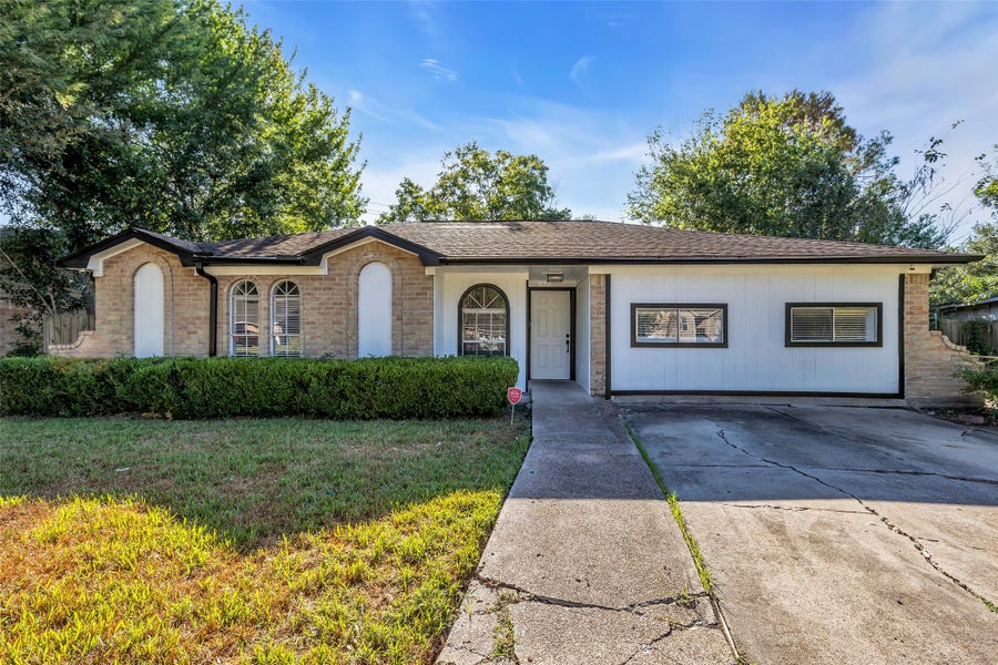 Property photo for 12331 Flushing Meadows Drive, Houston, TX