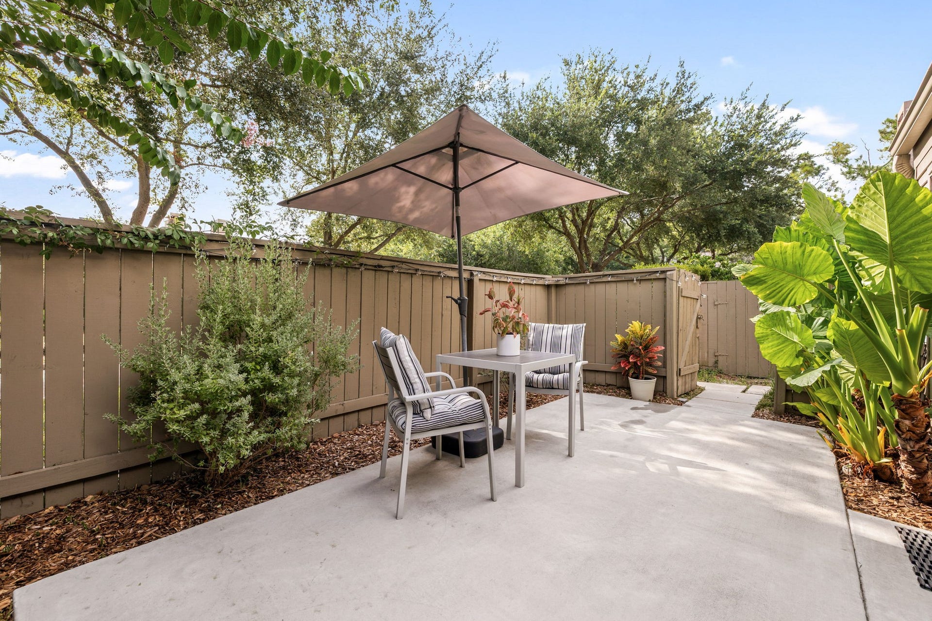 1409 Chardonnay Drive, Houston, TX 77077