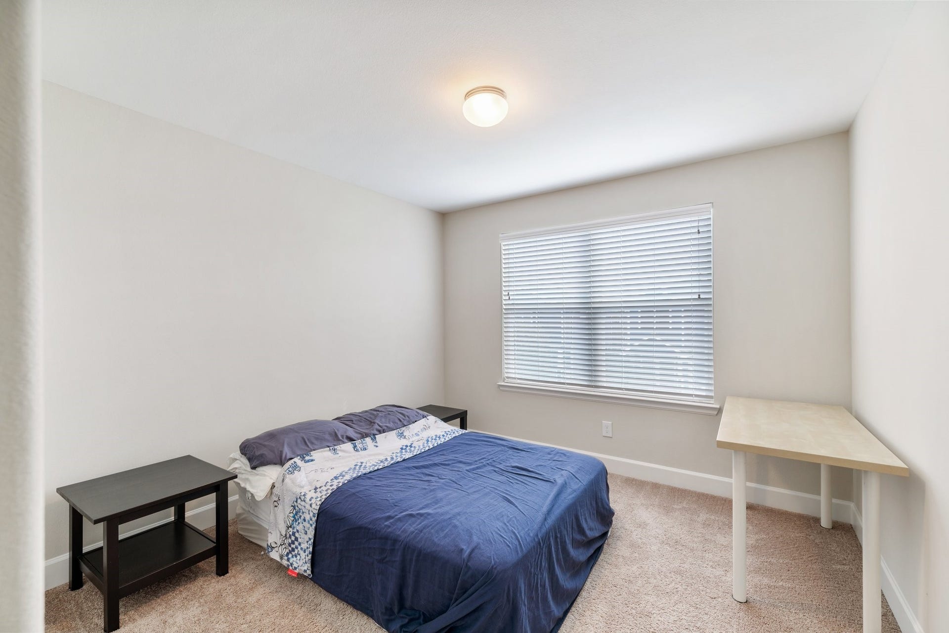 4206 Darter Street, Houston, TX 77009 A sizeable secondary bedroom located on the second floor.