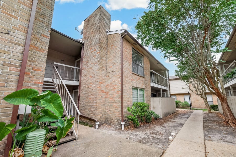 Property photo for 2120 Wilcrest Drive, #220, Houston, TX