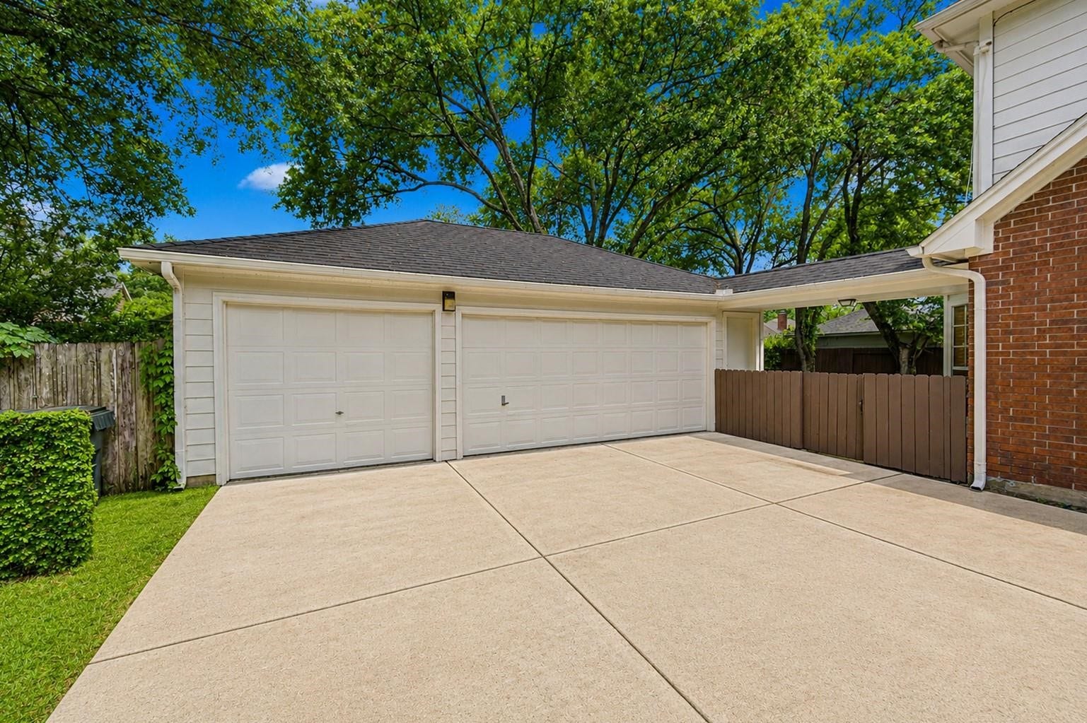 3911 Fawn Nest Trail, Sugar Land, TX 77479 3911 Fawn Nest Trail, Sugar Land, TX 77479