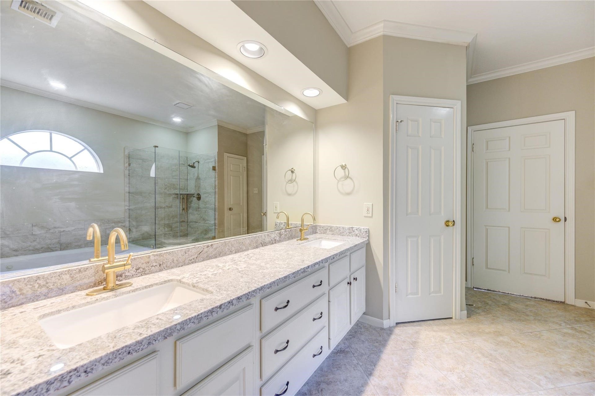 3911 Fawn Nest Trail, Sugar Land, TX 77479 3911 Fawn Nest Trail, Sugar Land, TX 77479