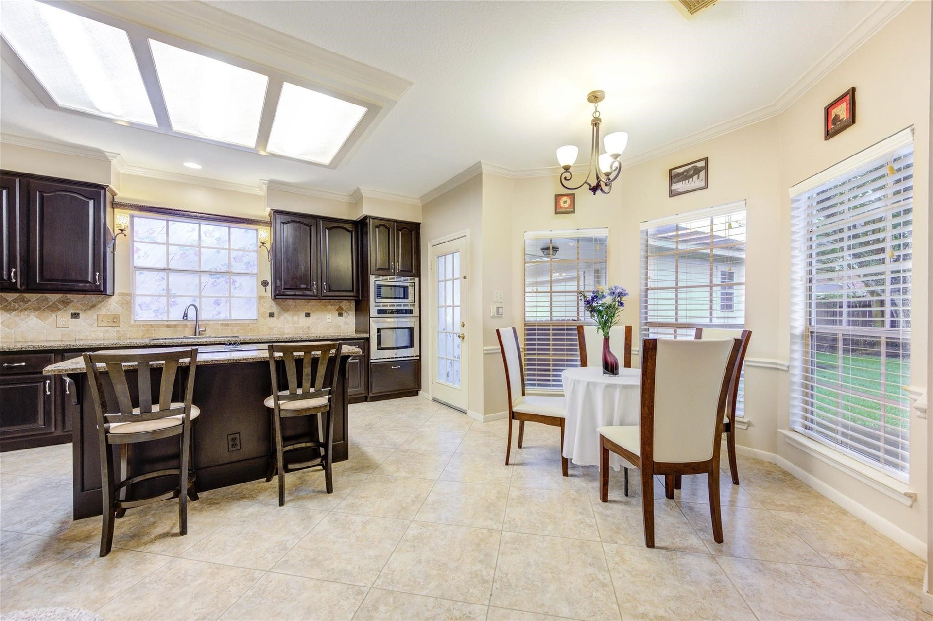 3911 Fawn Nest Trail, Sugar Land, TX 77479 3911 Fawn Nest Trail, Sugar Land, TX 77479