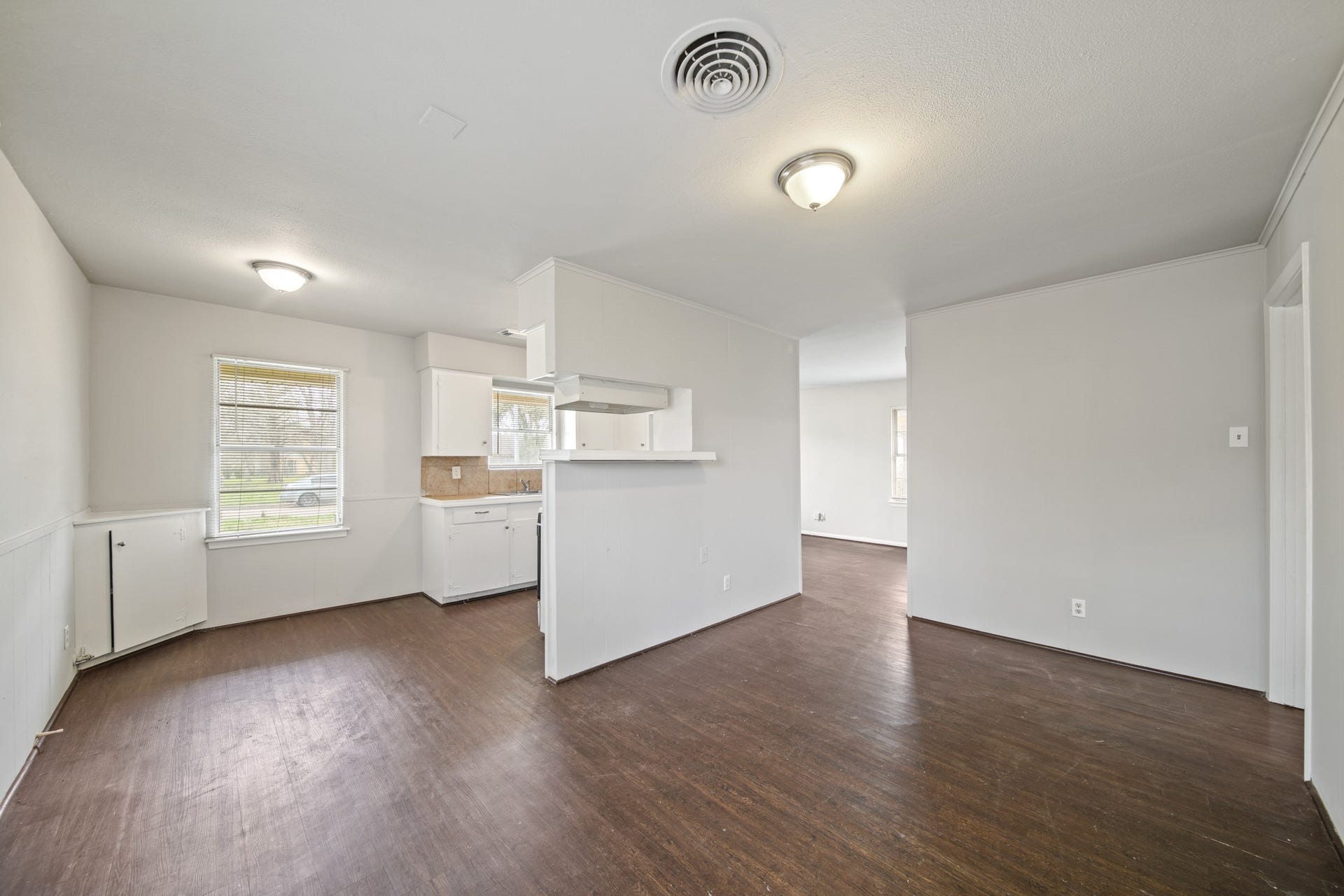 5639 Tiffany Drive, Houston, TX 77085 5639 Tiffany Drive, Houston, TX 77085