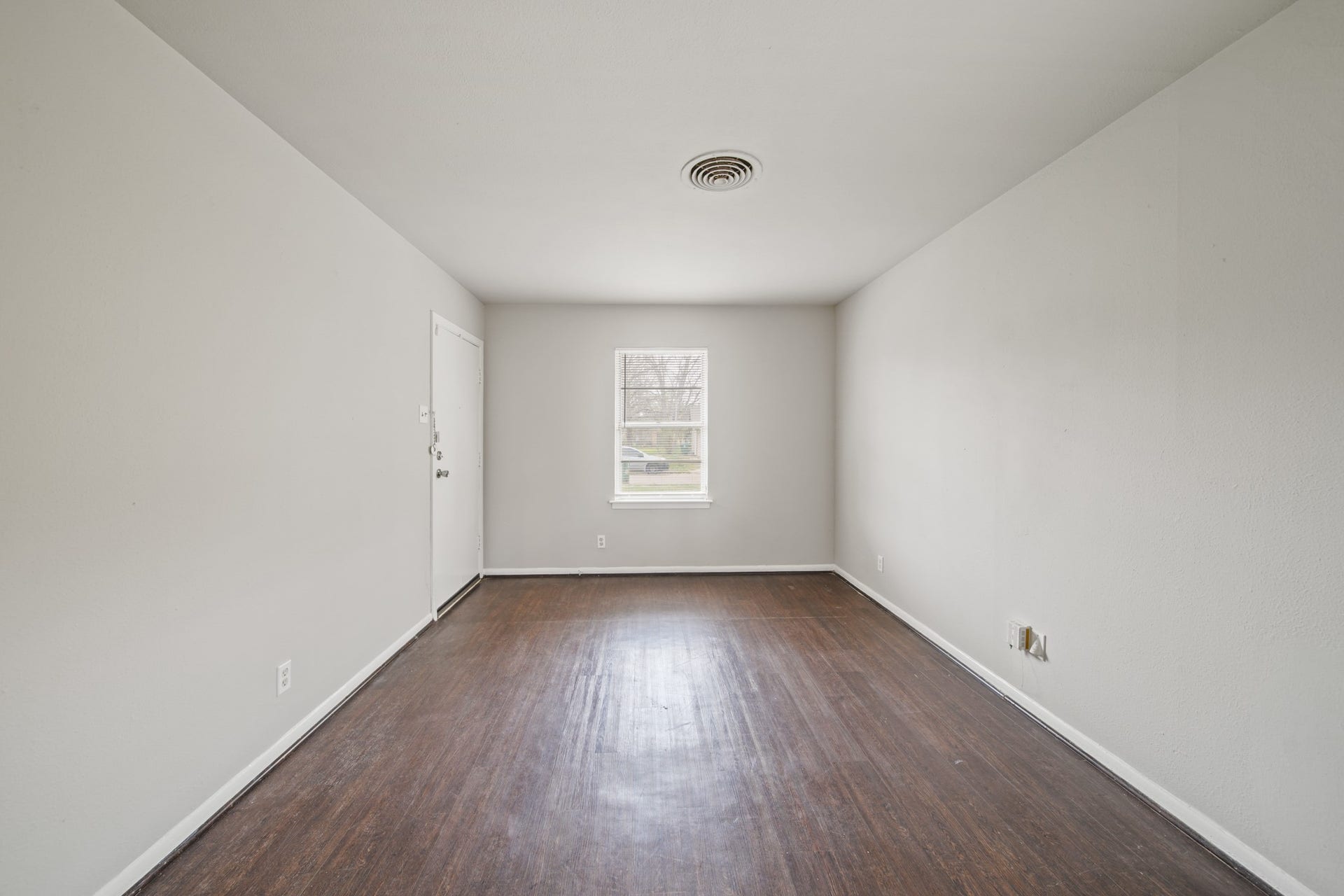5639 Tiffany Drive, Houston, TX 77085 5639 Tiffany Drive, Houston, TX 77085
